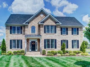 5900 Olde Covington Pl, Glen Allen, VA 23059