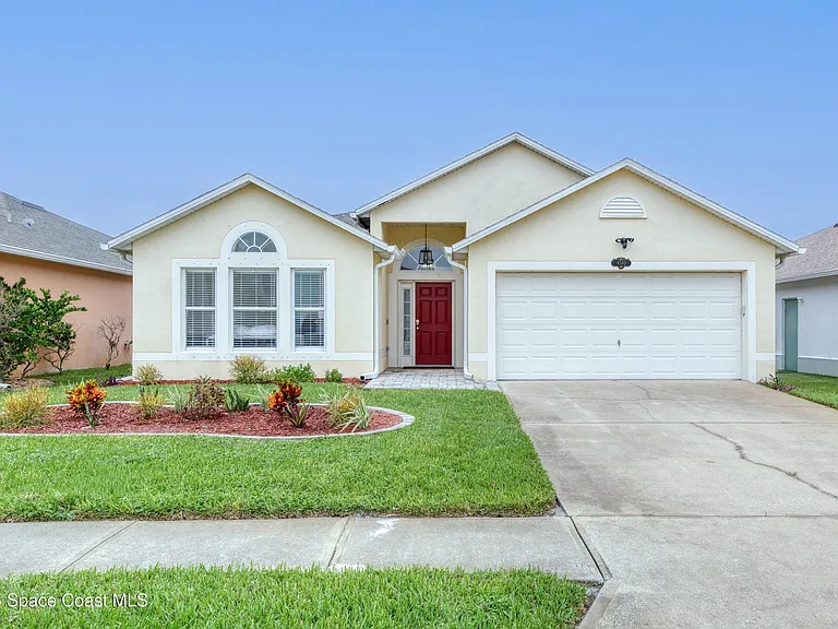 4540 Bellaluna Dr — Photo 1