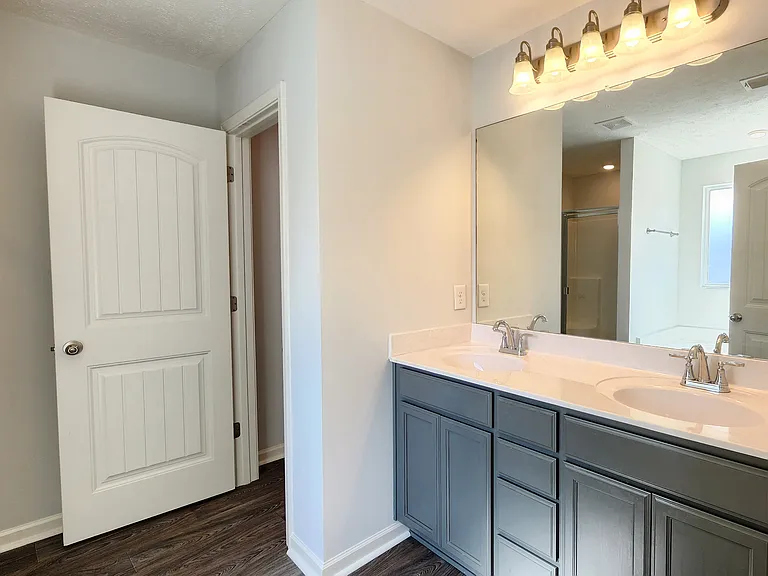 1708 Calcutta Dr — Photo 5