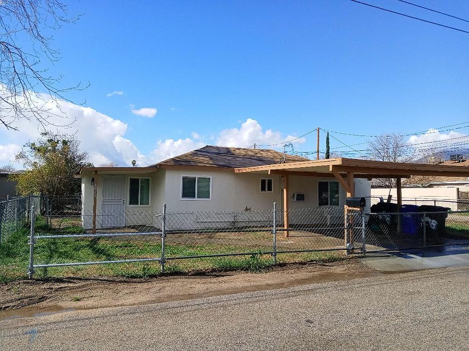 1st image of 4048 Lorraine Dr