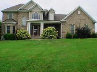 1326 Lakemere Ave, Bowling Green, KY 42103