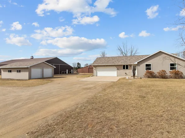 N1991 Ernst Rd, New London, WI 54961