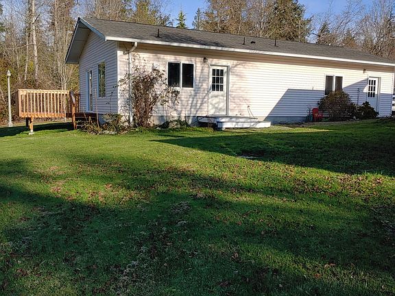2nd image of 461 Tradewind Camano Is #2
