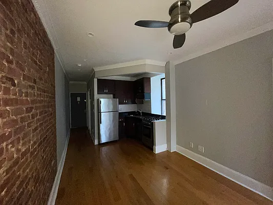 Rented by EXR | media 11