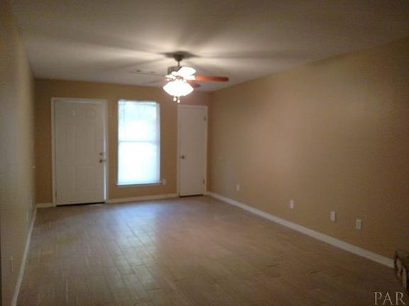 3rd image of 409 Deborah Ln #B
