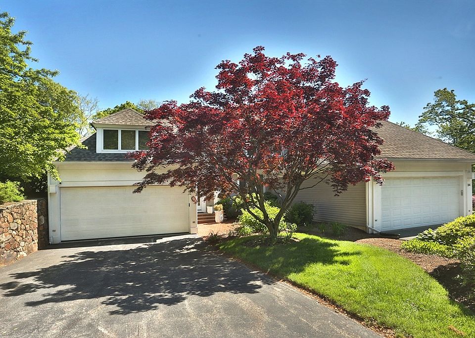 1st image of 32 Highwood Ln