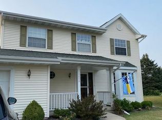 1009 Balsam Ct, Delavan, WI 53115