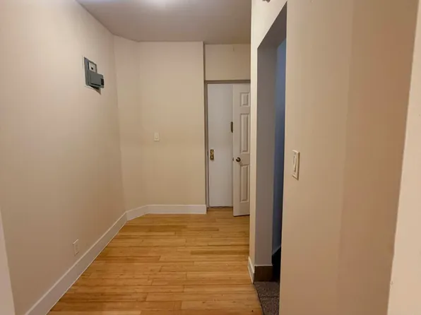 118-80 Metropolitan Avenue image 10 of 16