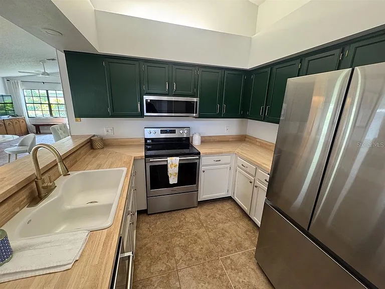 2749 Countryside Blvd #20 — Photo 6
