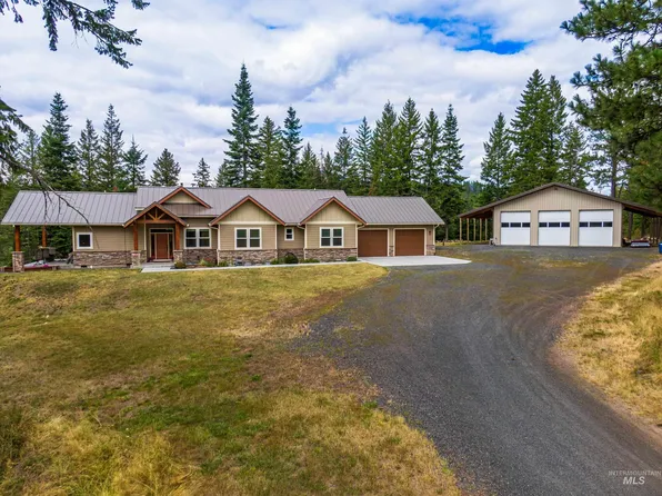 1016 Strong Ln, Potlatch, ID 83855