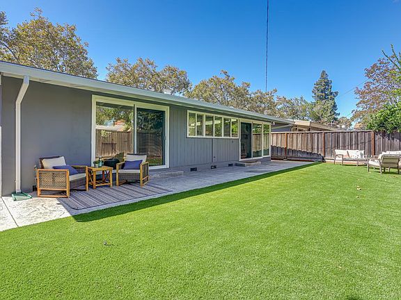 3rd image of 3065 Atherton Dr
