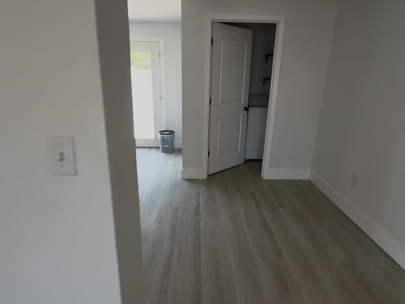 3rd image of 8906 Plum Grove Ct