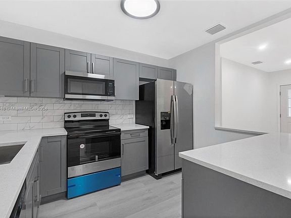 5th image of 1145 NE 134th St
