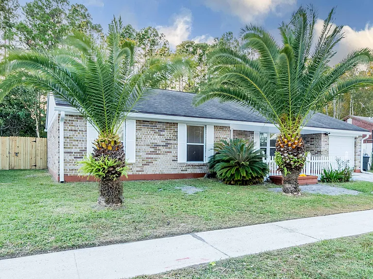 2586 Spring Lake Rd W — Photo 11