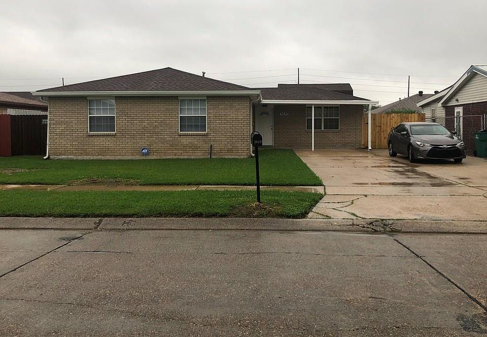 1st image of 2620 Buccaneer Dr