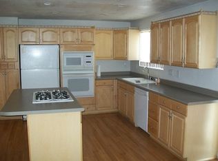 4945 S Huntington Rd, Salt Lake City, UT 84129