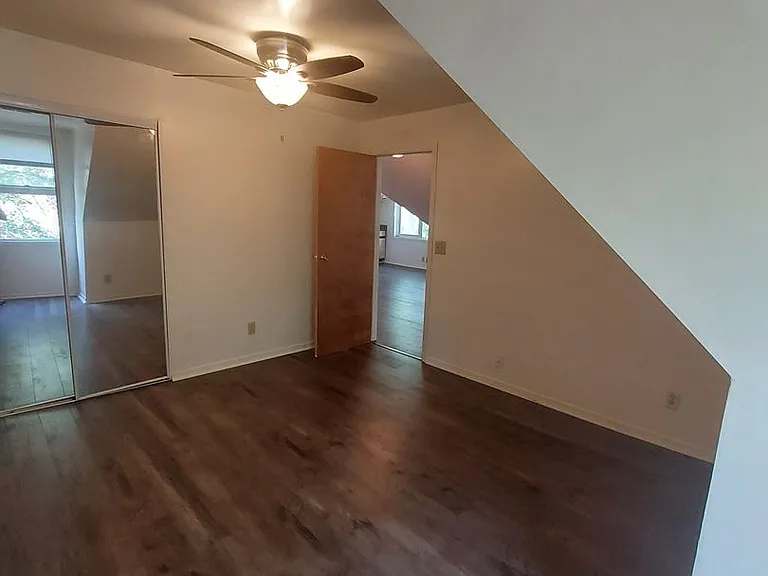 1910 Feronia Ave — Photo 6