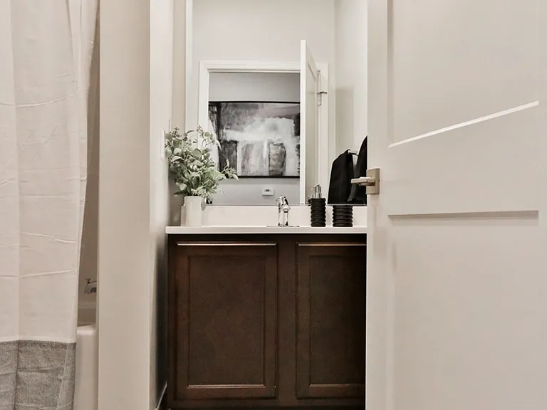 The Reserve on Hackett Apartments — Photo 29