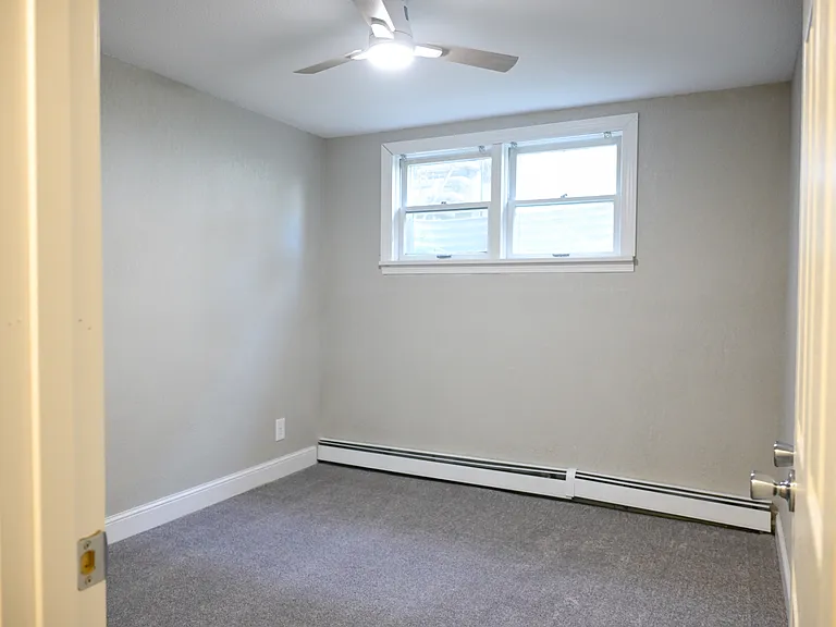 306 E F Ave #2 — Photo 4