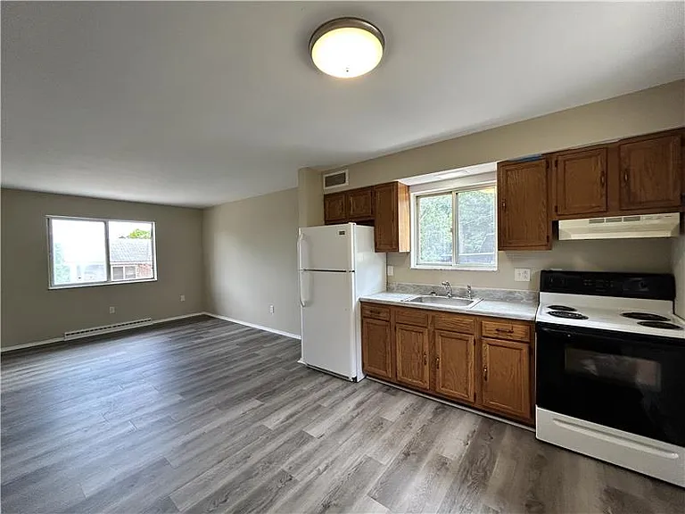 108 Cunningham Ln #D5 — Photo 4