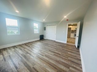 305 Mountain Ave, Bound Brook, NJ 08805