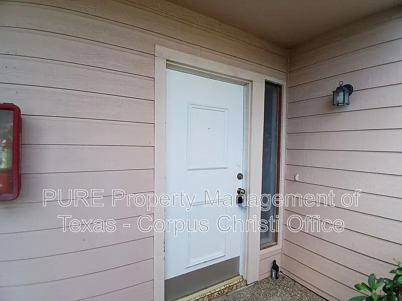 2 bed, 1.5 bath, 1000 sqft, $1,245 — Photo 2