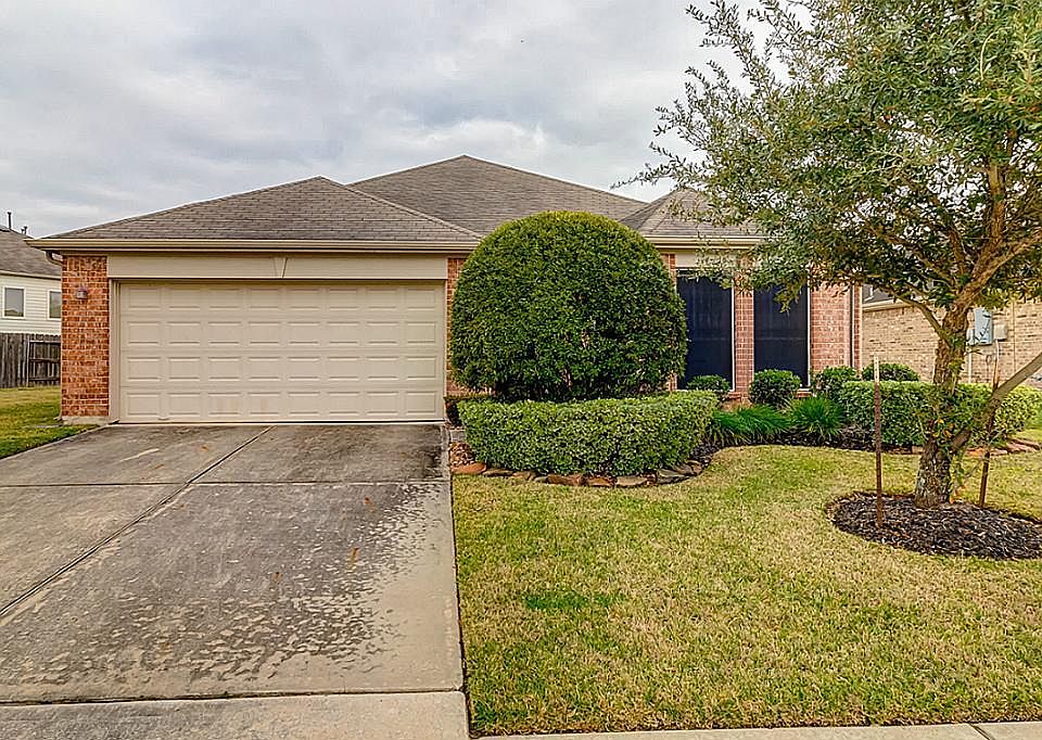 2nd image of 14122 Darrah Dr
