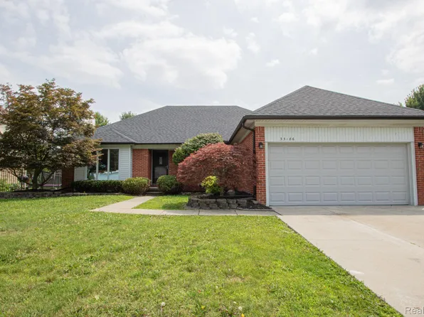 33186 Mazara Dr, Fraser, MI 48026