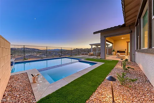375 Portus Delphini Ct Photo 1