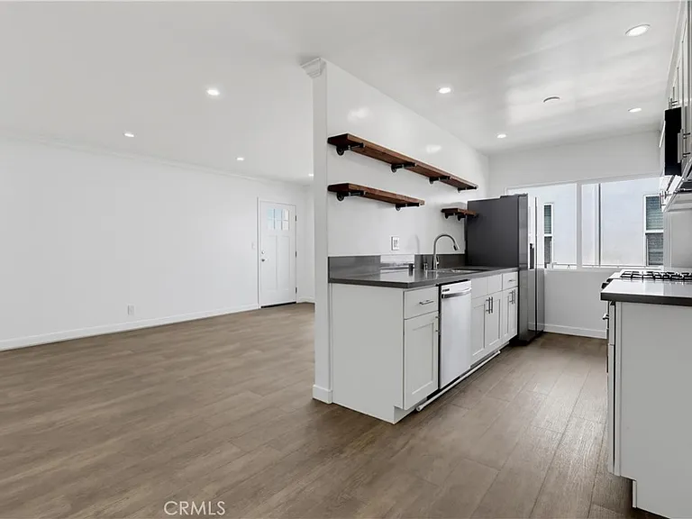 6065 Pickford Pl #5 — Photo 13