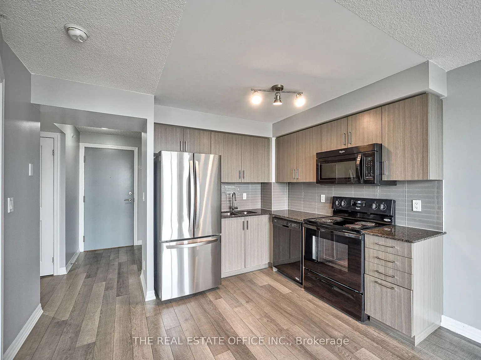 2 bed, $2,100 — Photo 2