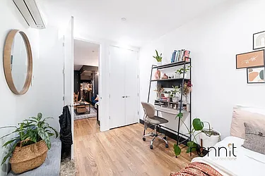 Rented by Rennit Inc.