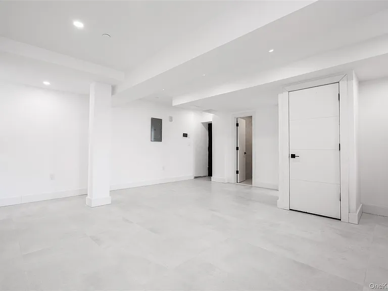 315 West Bch #BE — Photo 12