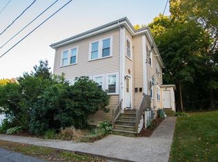 75 Hammond St, Bridgewater, MA 02324