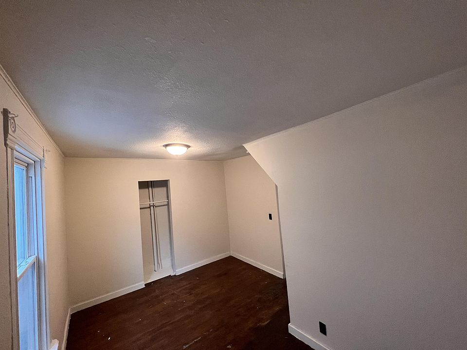 1st image of 975 Euclid St #2