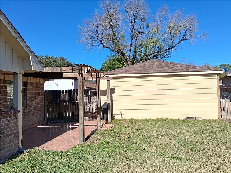 4315 Baneway Dr — Photo 17