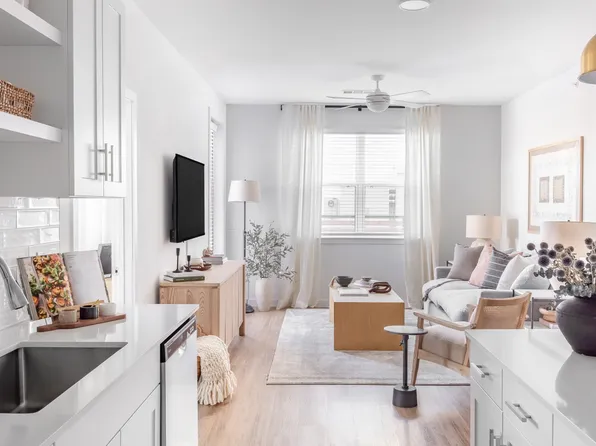 (undisclosed Address), Austin, TX 78724