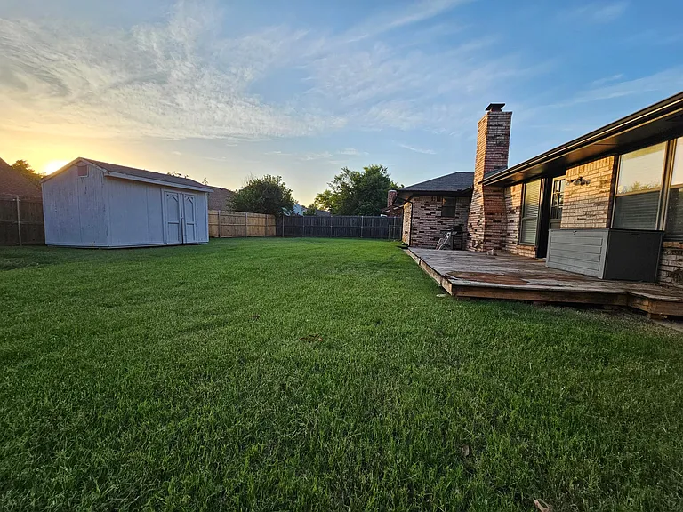 1029 Hunters Glen Cir — Photo 33