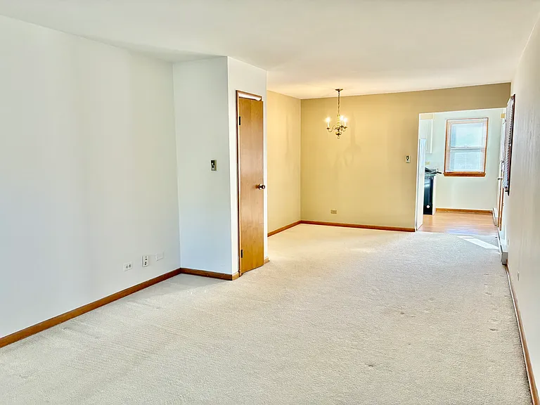 121 N Hayward St — Photo 8