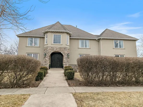 295 Larking Ave, Dekalb, IL 60115