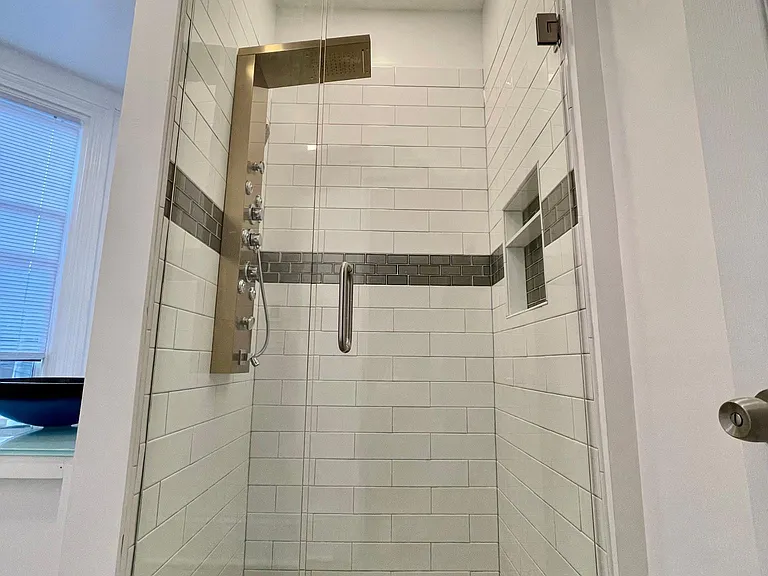 733 S Negley Ave #2 — Photo 8