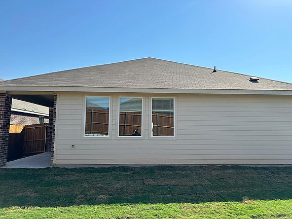 4th image of 1824 White Ash Way