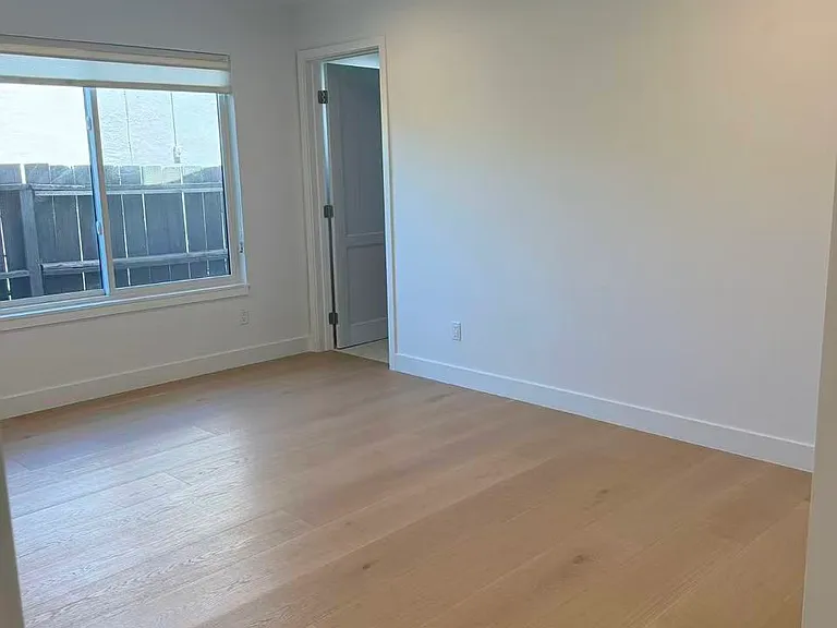 4285 Bora Bora Ave — Photo 6