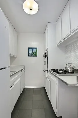 Sold by Corcoran | media 24