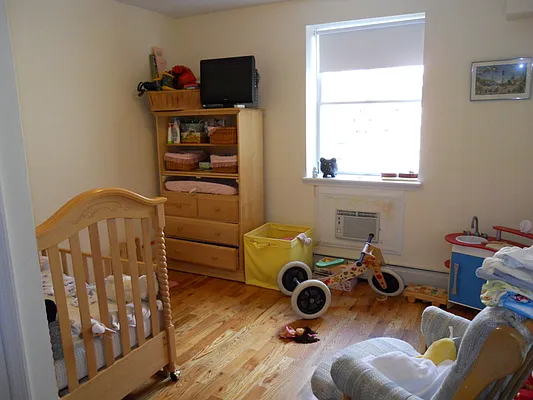 Rented by Urban Realty NYC | media 42