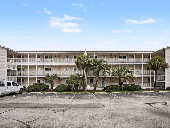 3rd image of 1919 Spring St. #B-21