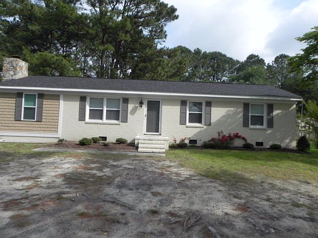 1st image of 119 Sandy Dr
