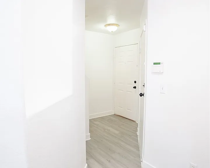 2524 Adelante Ave #106 — Photo 13