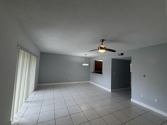 4th image of 23398 Lyons Rd Unit 304
