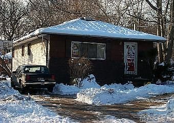 1st image of 31 1/2 Prospect St